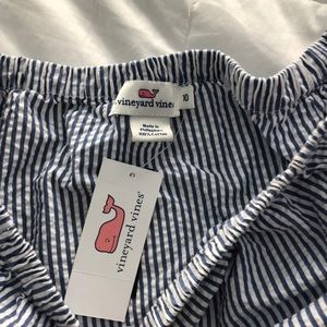 Vineyard Vines seersucker top